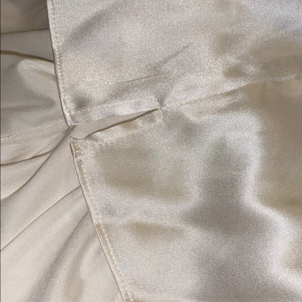 White House | Black Market Blouse - Picture 8 of 8